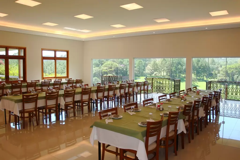 Reforma do refeitório e da sala de competidores