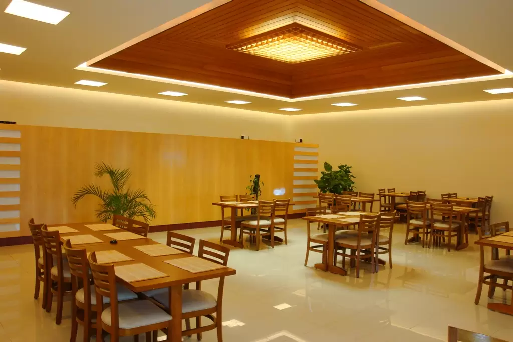 Reforma do refeitório e da sala de competidores