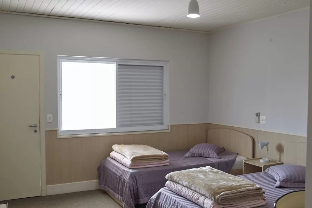 Lodge-2
